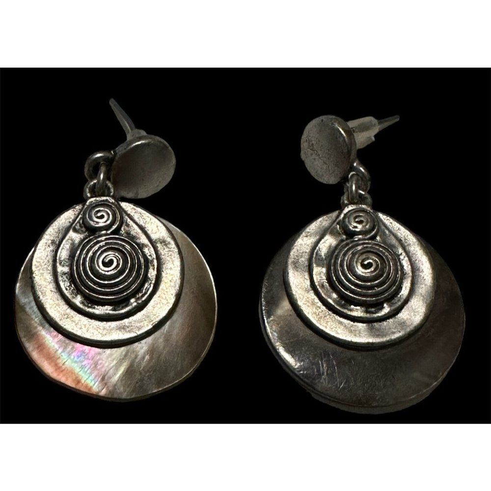 Silver Tone Mother Of Pearl Abalone Round Southwestern Style Post Earrings